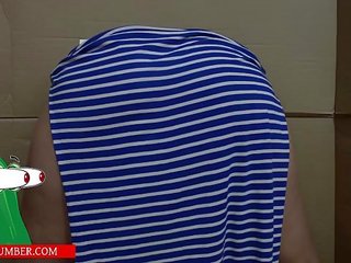 Immobilizes to suck pussy and set up masturbation with a vibrator microphone