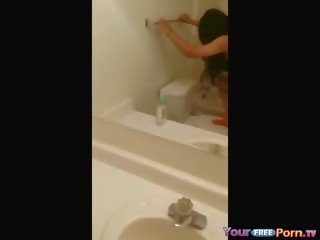 Ghetto Teens Bathroom dirty video