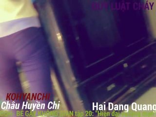 Teen darling Pham Vu Linh Ngoc shy peeing Hai Dang Quang school Chau Huyen Chi street girl